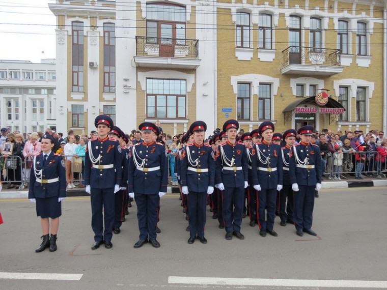 Кадеты Казачьей школы на параде Победы.